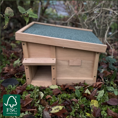 Hedgehog Hideaway - House with Bedding and Bowls