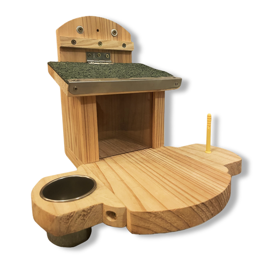 Squirrel Stopover - Feeder with Water Bowl and Corn Holder